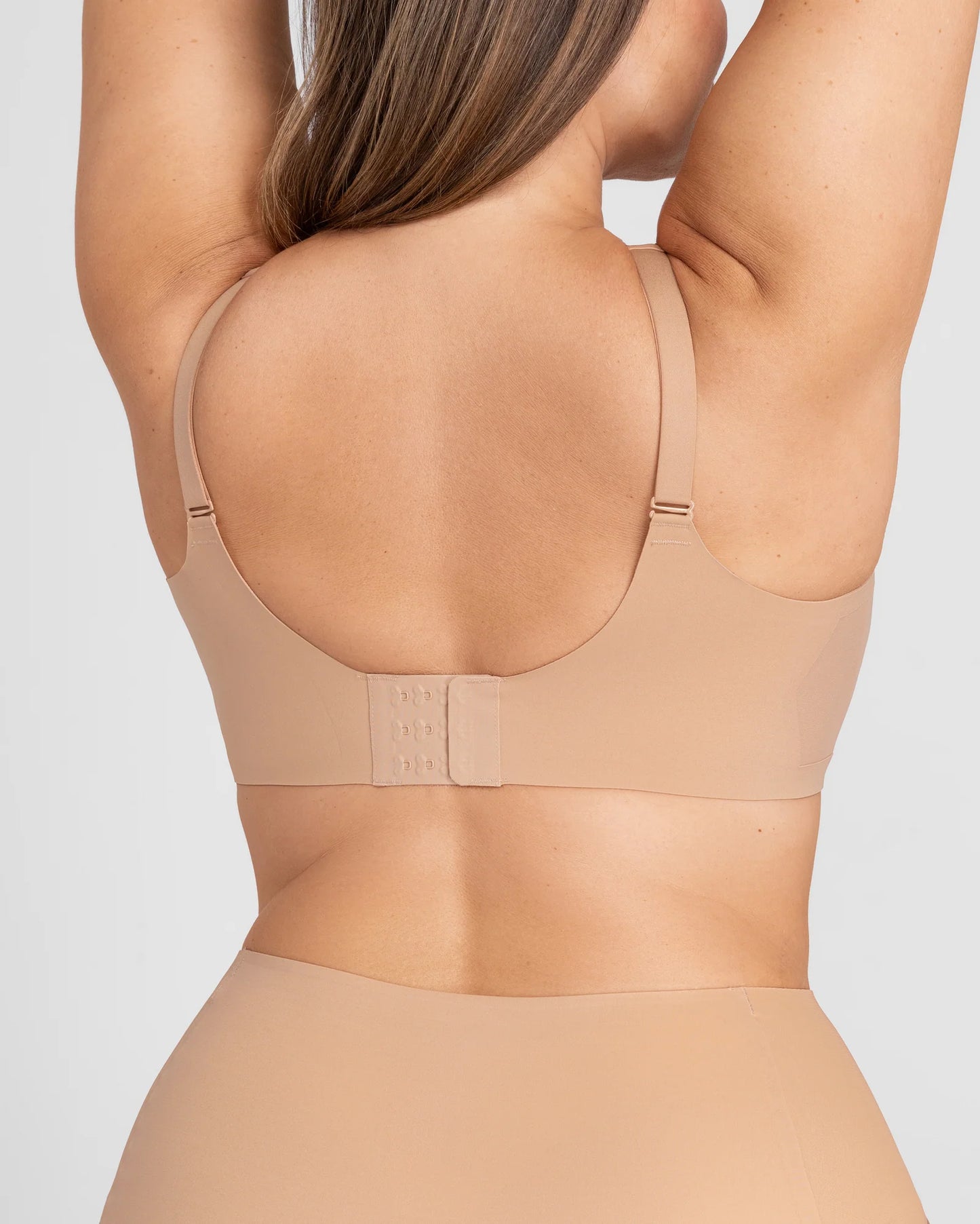 Selura Seamless Deep V Push-Up Wireless Bra